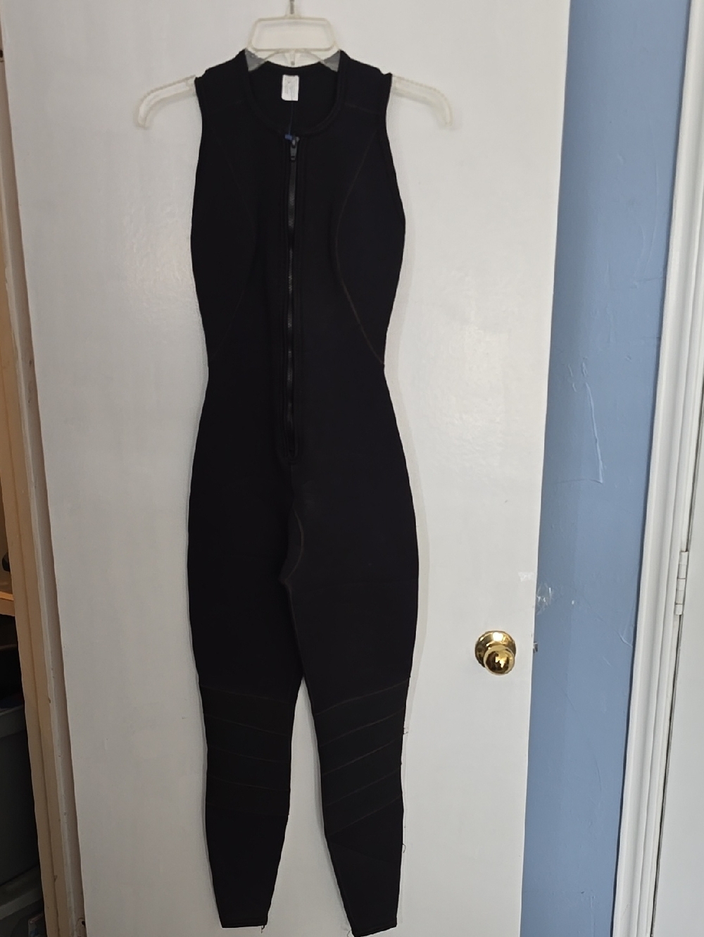 Oceanic Black Sleeveless Full-Body Wetsuit with Front Zip Size Medium